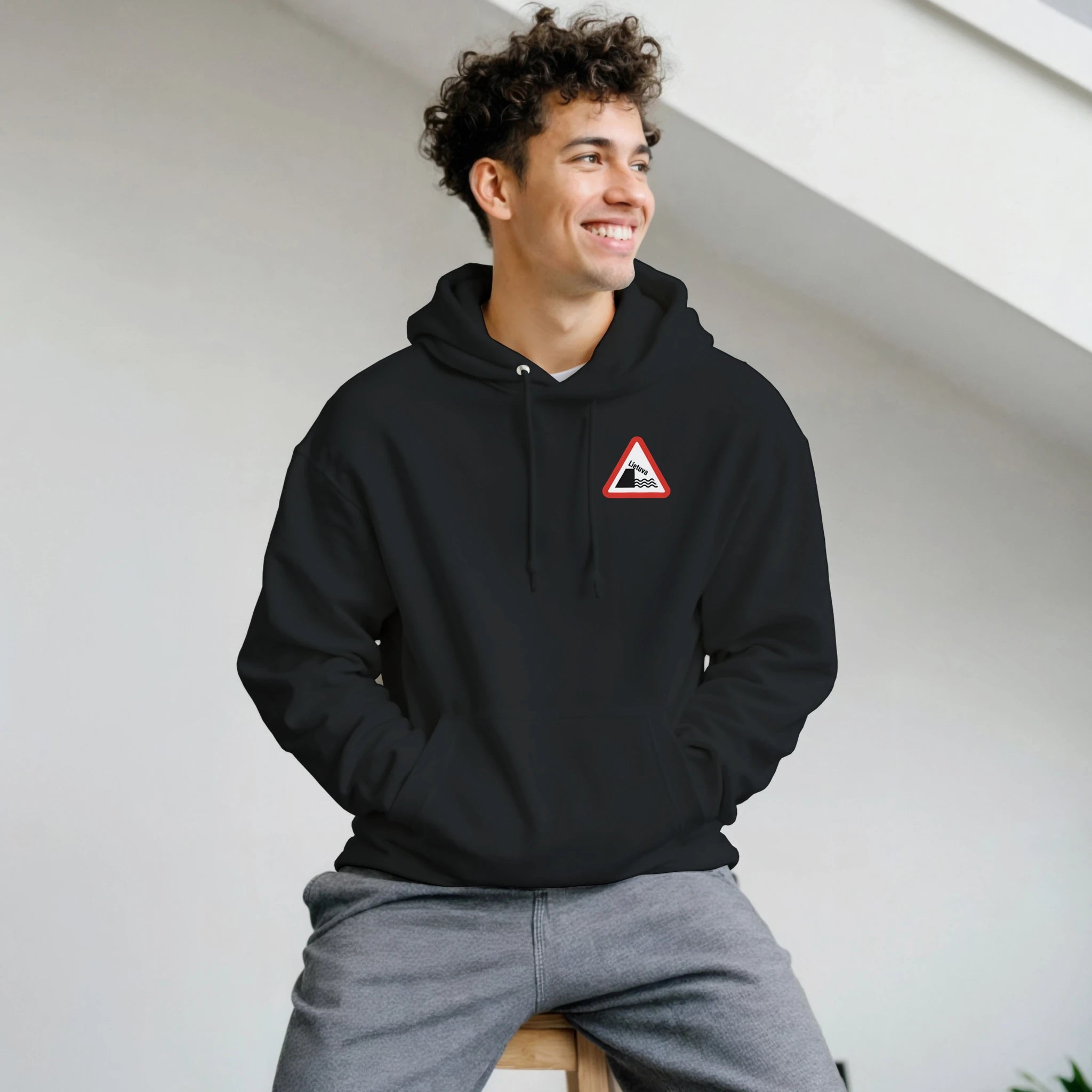 0e45d891-76da-4292-934e-a962e6218064